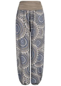Fotografía profesional de producto para shorts, vaqueros y pantalones. Fotografía de producto de shorts, vaqueros y pantalones